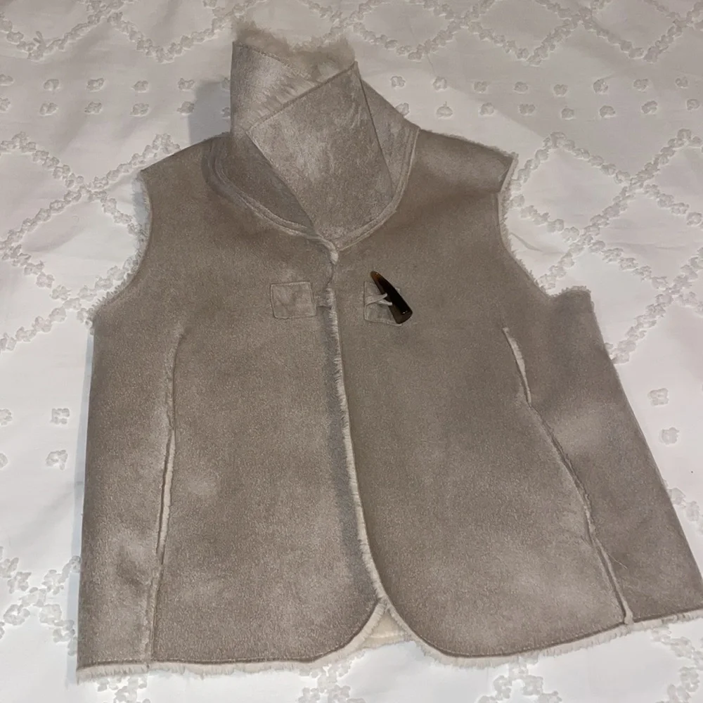 Copper Key Girls Vest